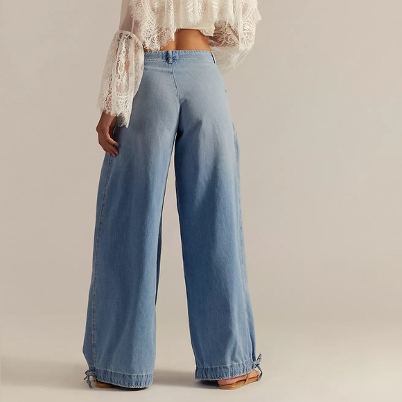Free People Lotus Balloon Jeans - Picture 5 of 8